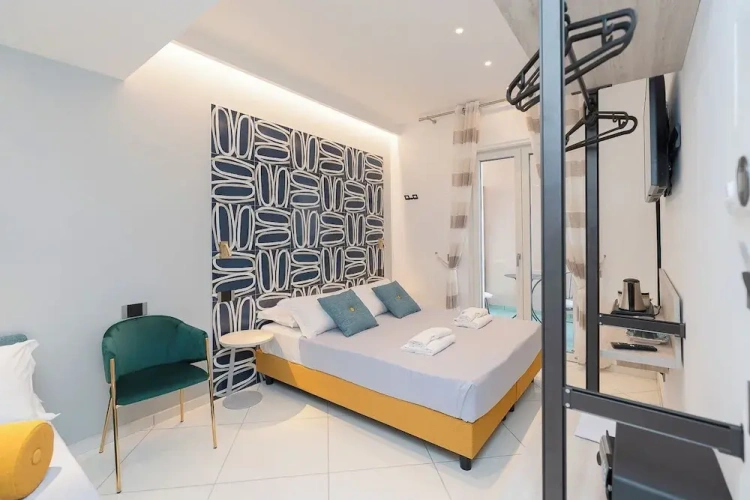 Superior Triple room with balcony