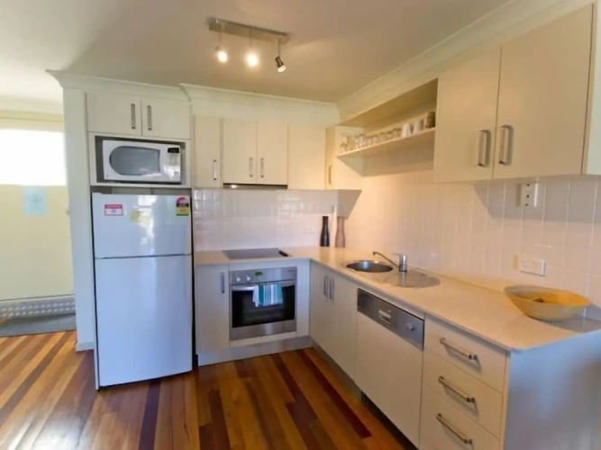 2 Bedrooms Apartment