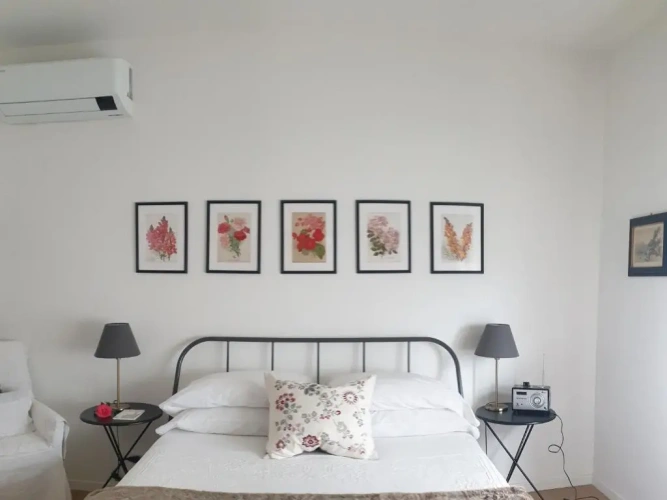1 Bedroom Double Apartment with garden view