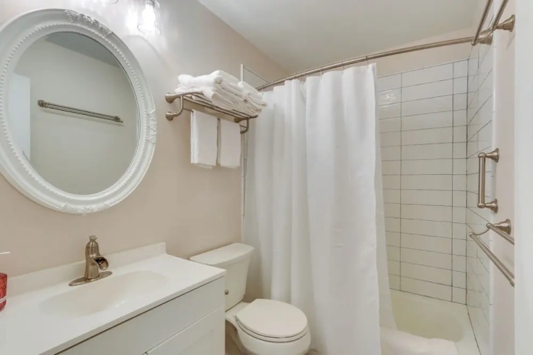 3 Bedrooms Cottage