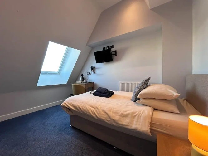 Classic Single room