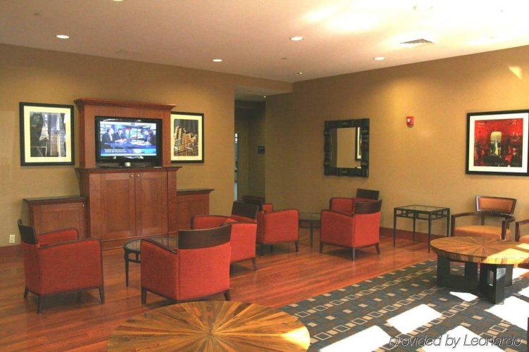 Hampton Inn New York - LaGuardia Airport photo 32