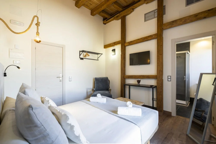 Dobo Azacanes Hostal
