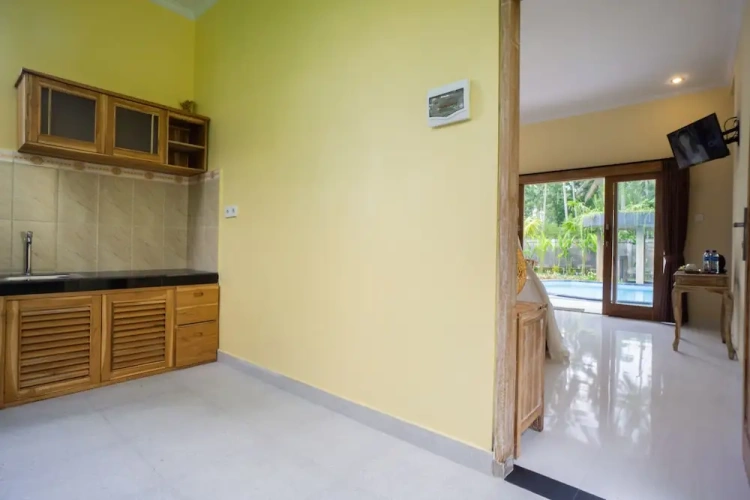 1 Bedroom Deluxe room with pool view