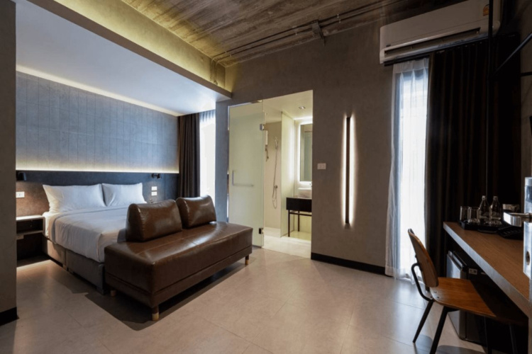 Ex2 Hotel