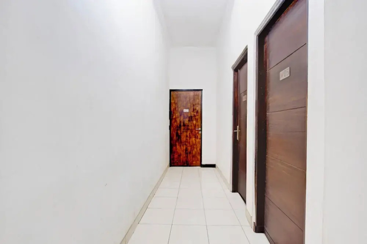 Hotel O Mega Inn Guest House