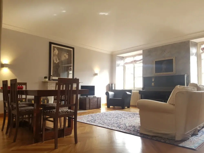 Casa Moore