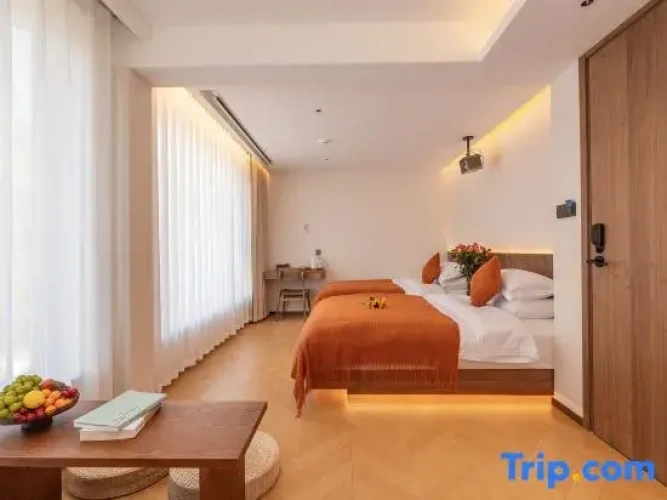 Deluxe Family Suite