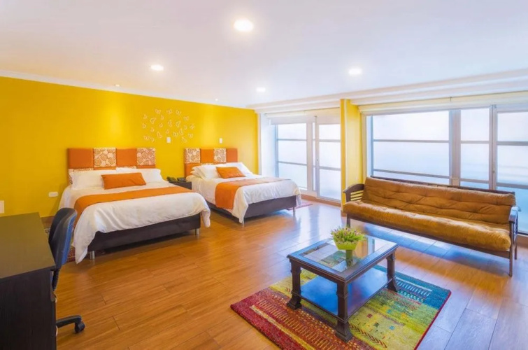 Casa Madrigal Hotel