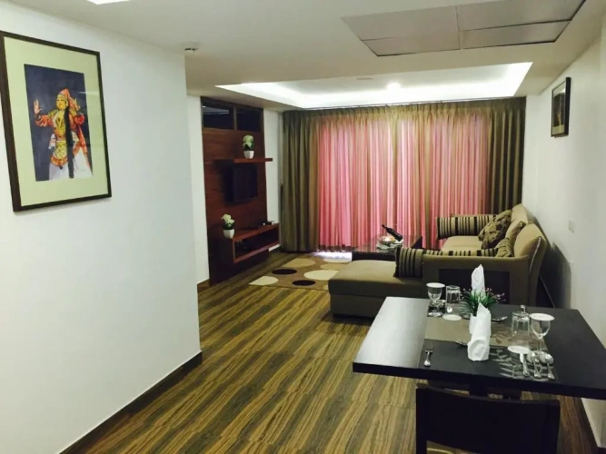2 Bedrooms Apartment with balcony and with view