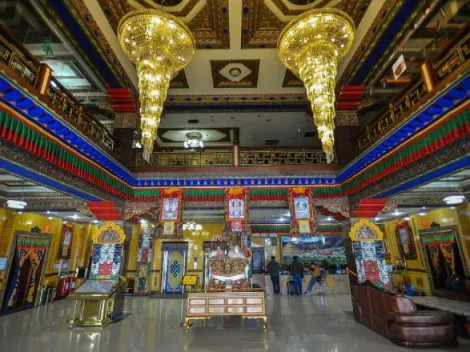 Gangjian Hotel