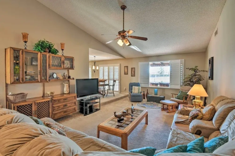 3 Bedrooms Cottage