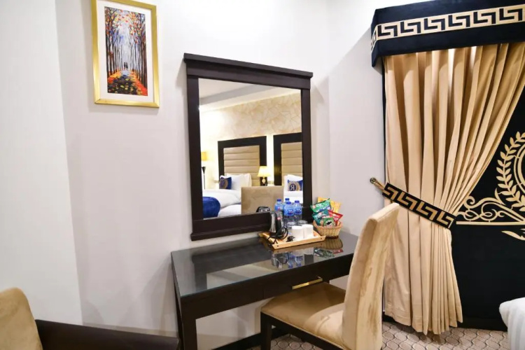 Royal Regency Hotel