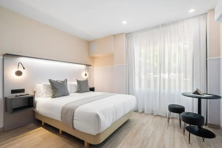 Dobo Madrid Molins