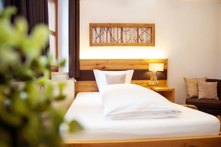 Grand Single room