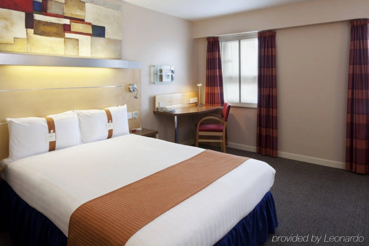 Holiday Inn Express Limehouse photo 21