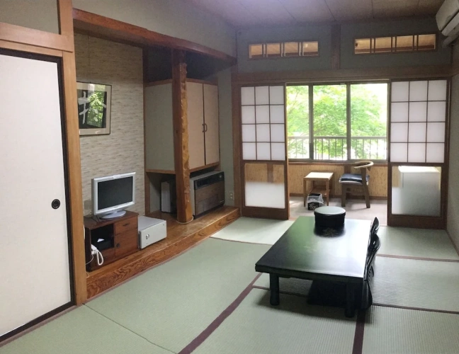 Comfort room