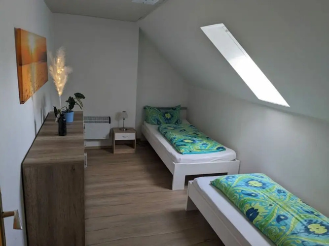 Huus Meta Modern Retreat