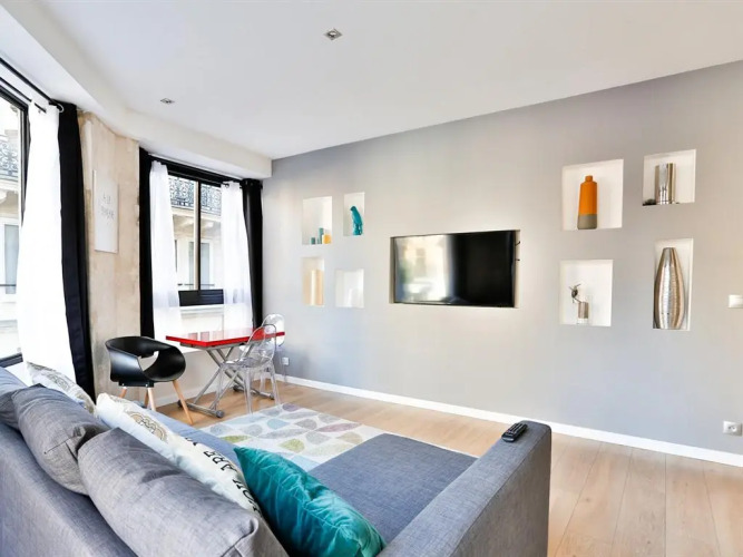 Blue Night International 110 - Featured