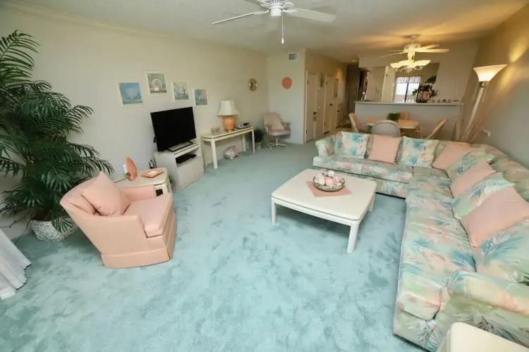 SEA Haven 520 [2/2.5] Free Activities! & Oceanfront Wifi Pool