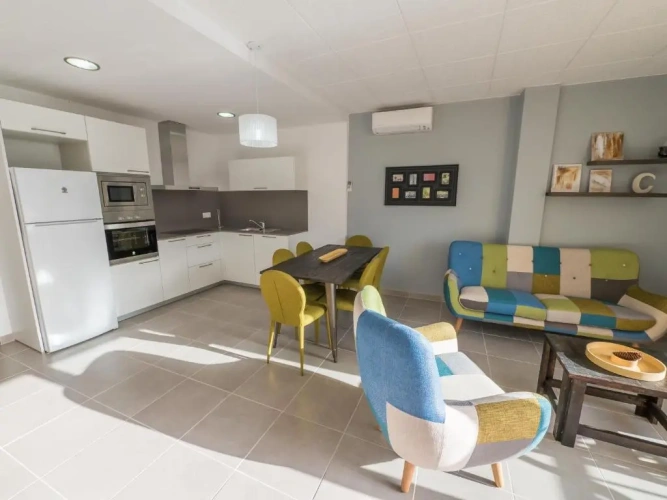 2 Bedrooms Double Apartment