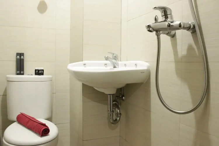 Spacious Studio Room at Gateway Pasteur Apartment near Exit Toll Pasteur