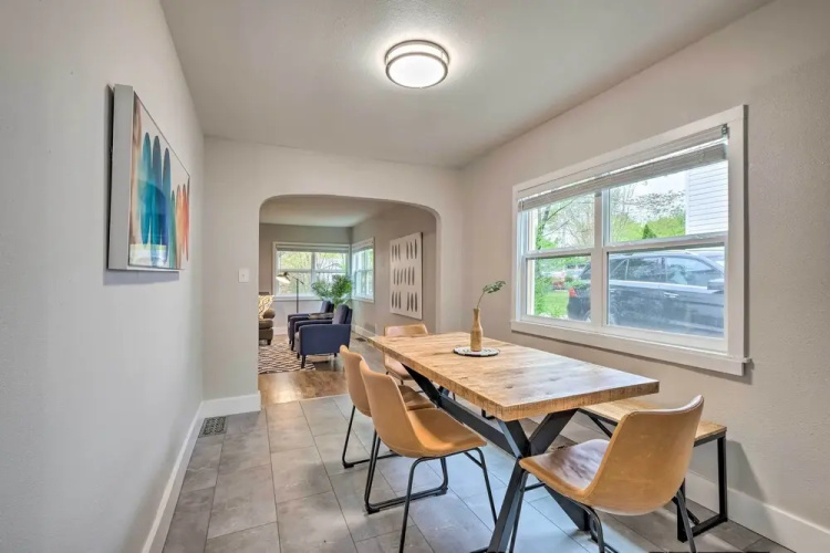 Updated Fayetteville Home < 2 Miles to Uark!