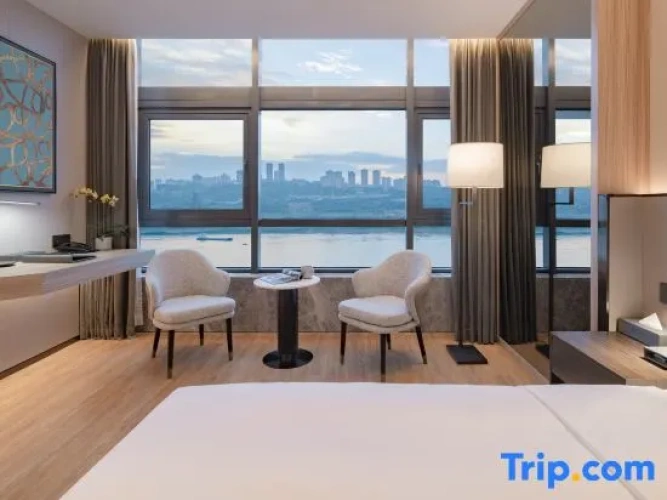 Deluxe Twin room with river view