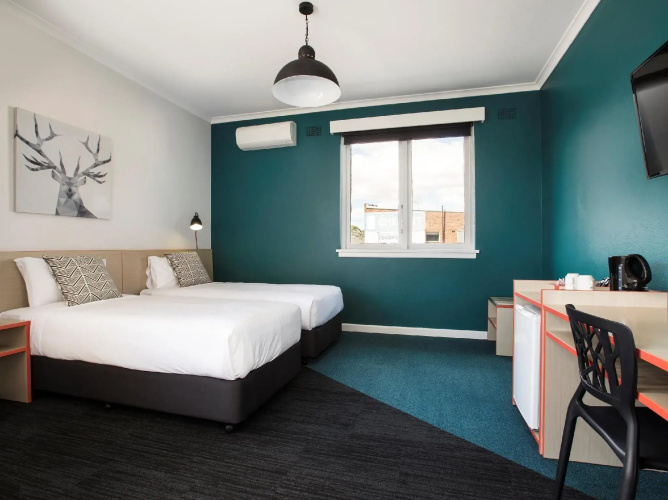 Greenacre Hotel