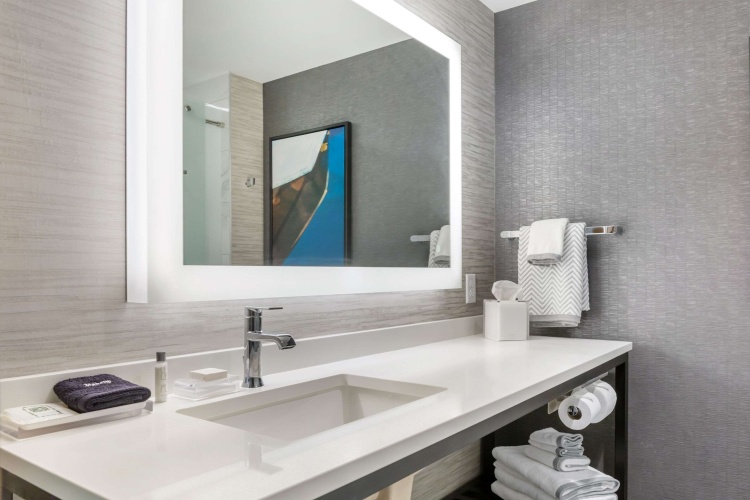 Cambria Hotel Niagara Falls photo 11