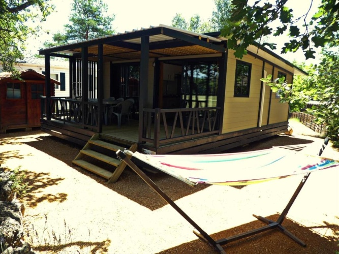 3 Bedrooms Chalet