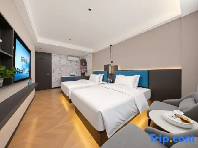 Premier room