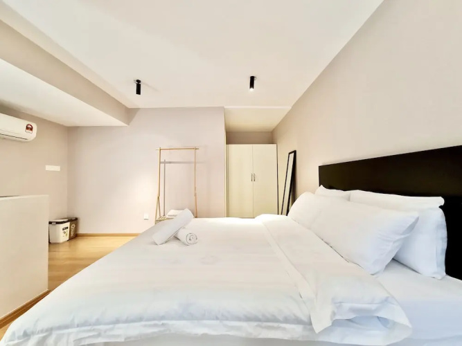 Ekocheras Suite