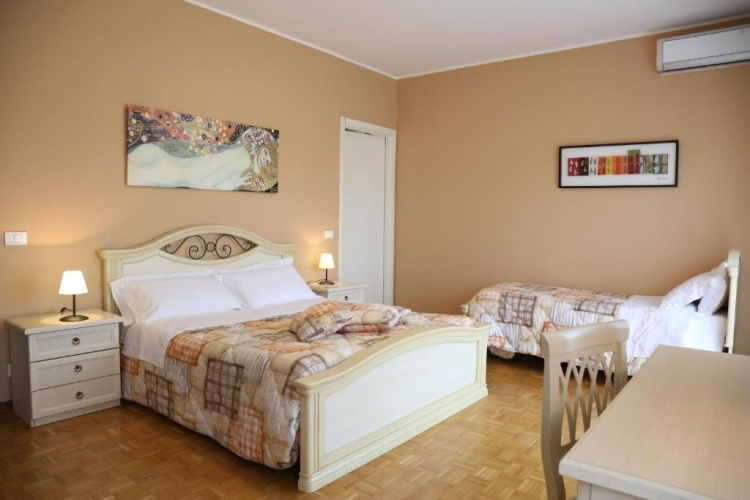 Standard Double room with balcony and with view