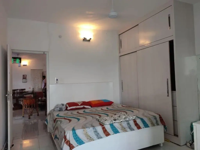 3 Bedrooms Apartment