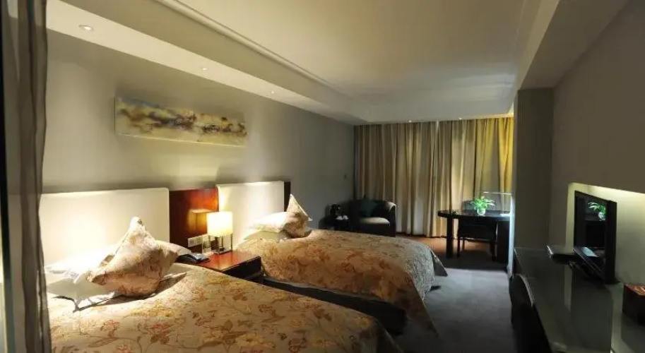 Tang's Hotel