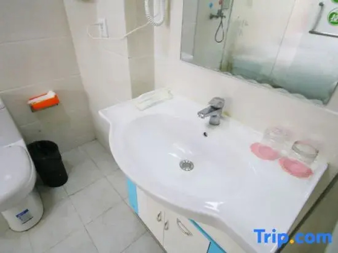Hao Le Jia Business Hotel