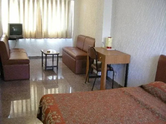 Hotel Samraj