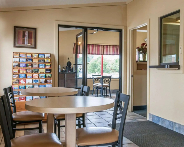 Cozy Garden Inn By Oyo Hwy 40 Richmond photo 9