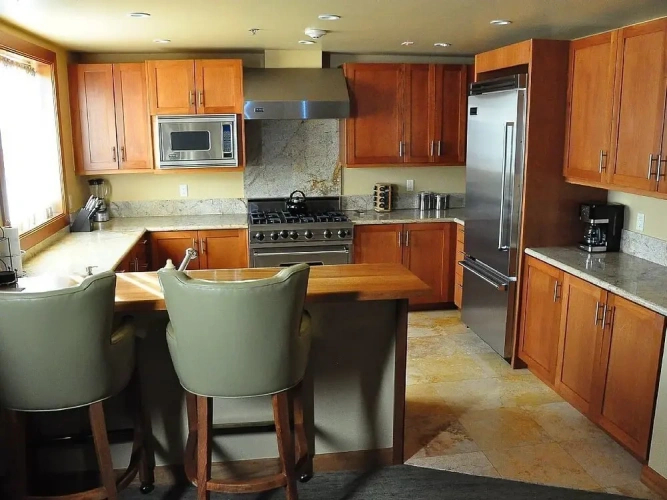 3 Bedrooms Luxury Club Suite with balcony
