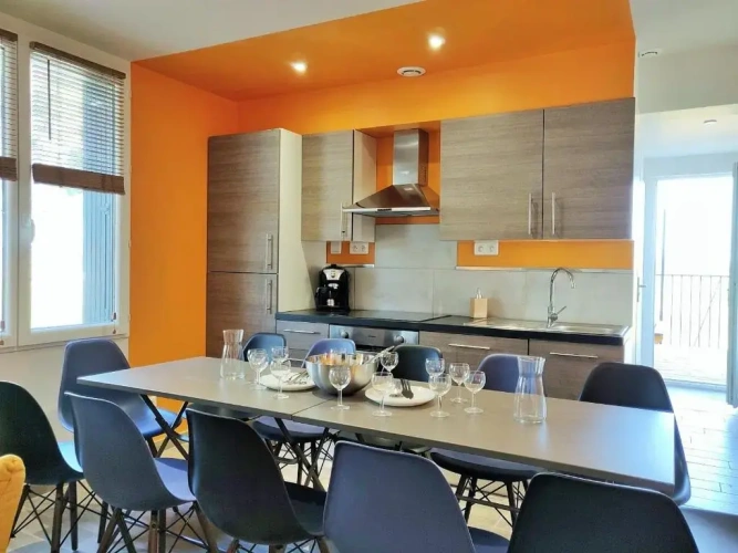 4 Bedrooms Cottage