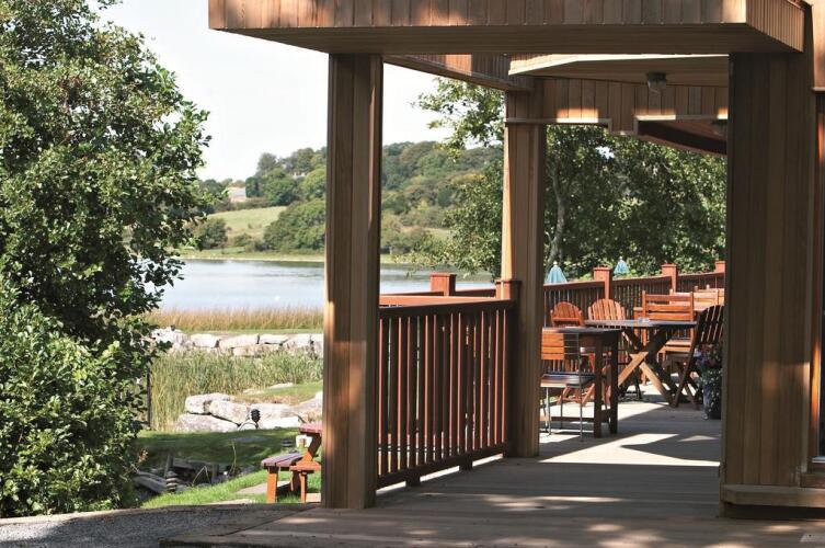 Wineport Lodge Over view