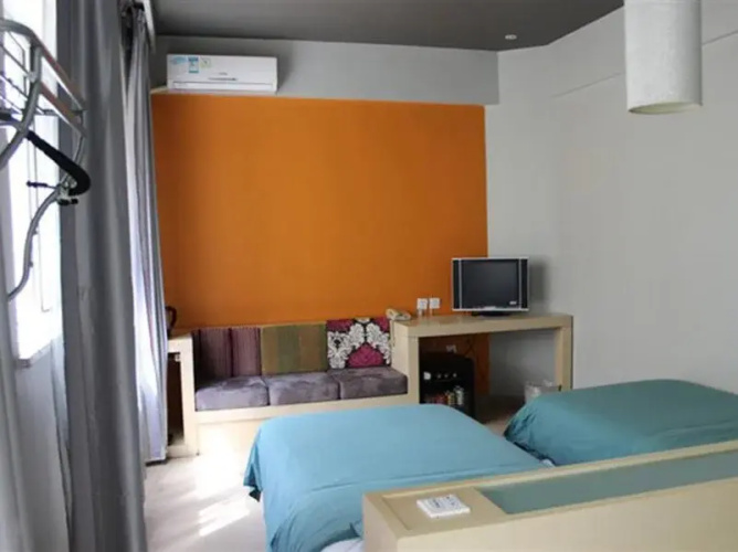 Home 1 Chain Hotel