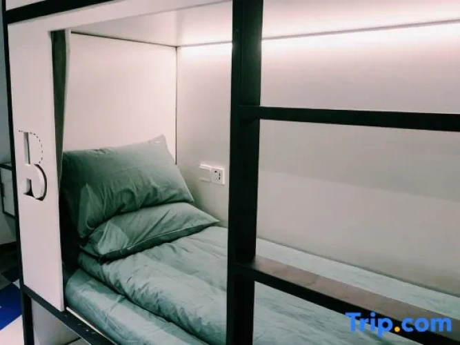 Bed in Dorm (female dorm)