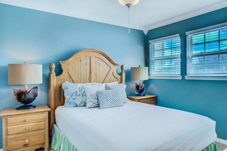 4A, Castaway Cove