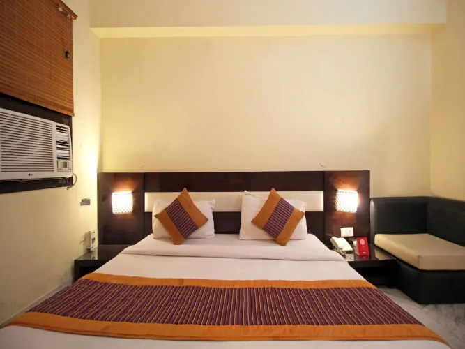 OYO 5106 HKS Residency