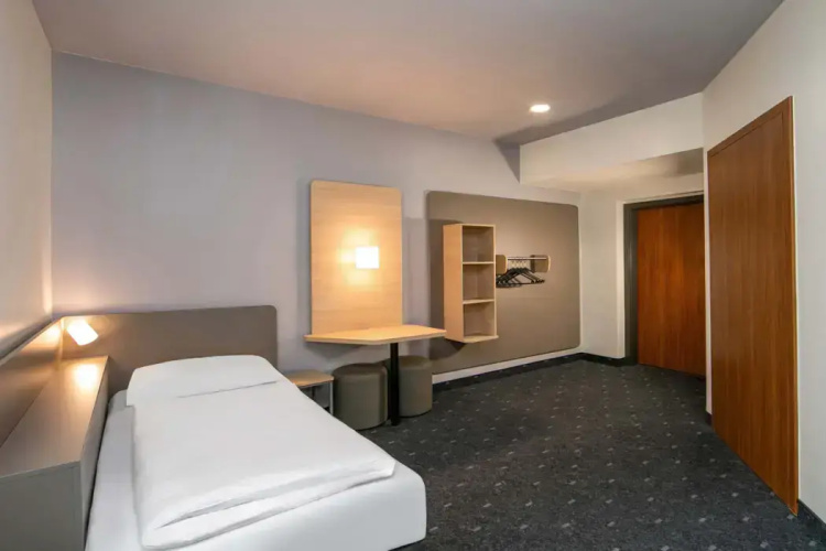 B&B HOTEL Berlin-Adlershof