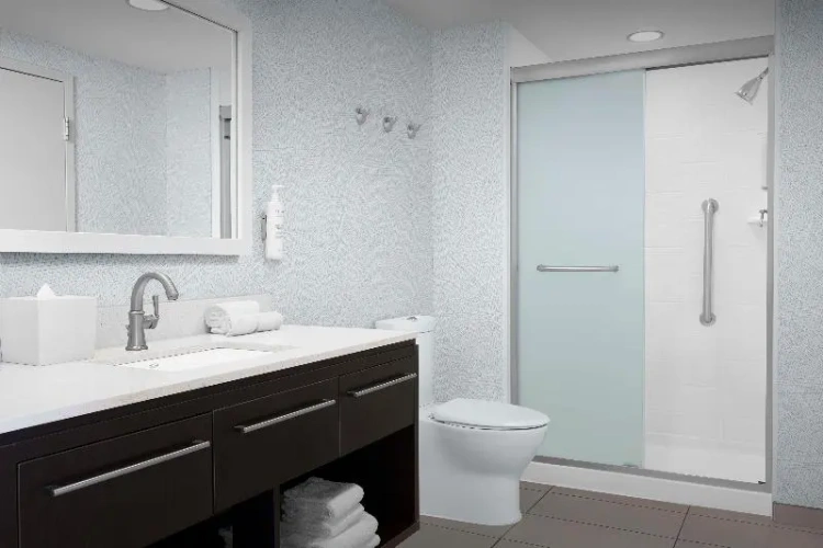 1 Bedroom Suite