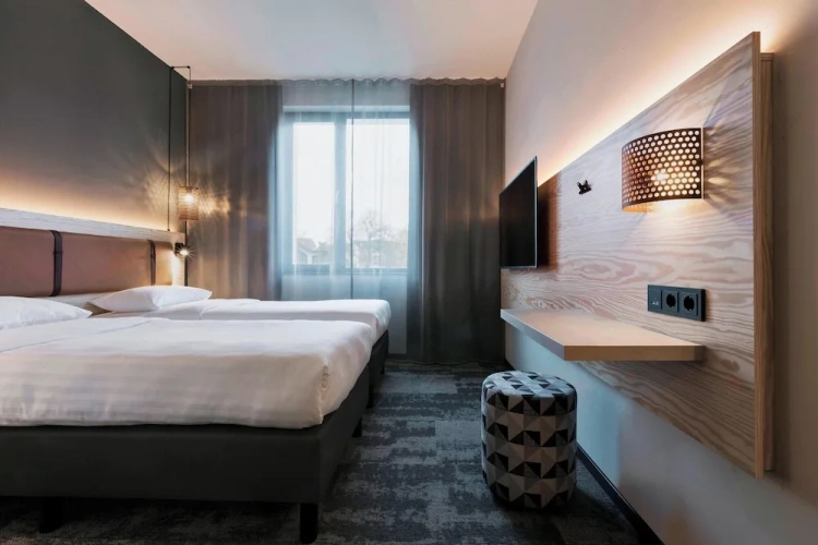 Moxy Twin Sleeper