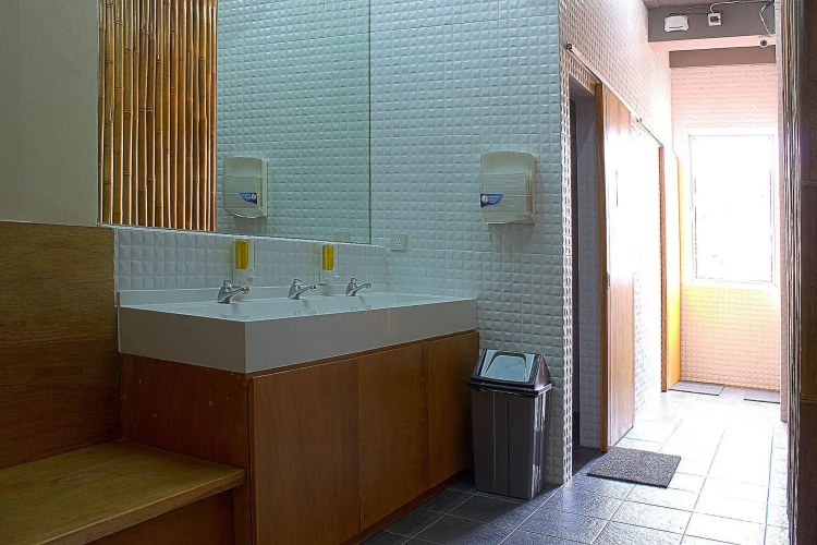 Teduh Hostel Kota Tua